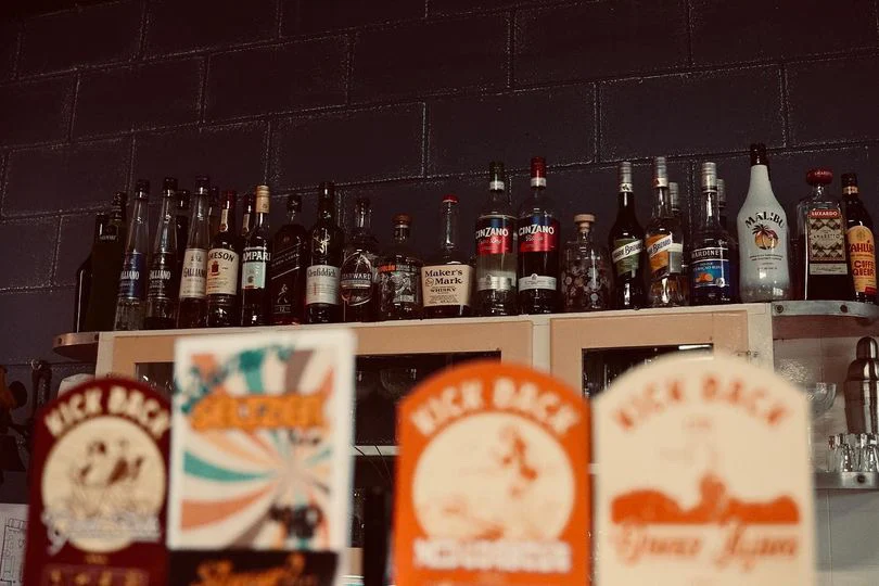 Vibe, Boomers Bar and Kitchen