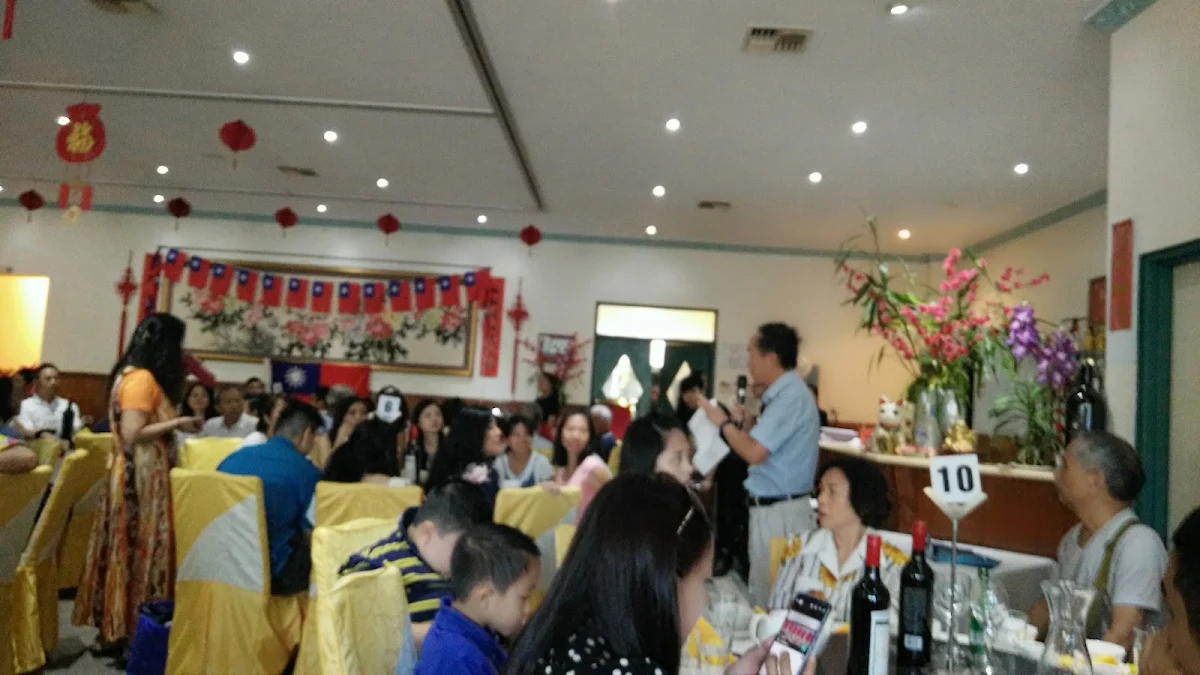 Vibe, Ming's Palace
