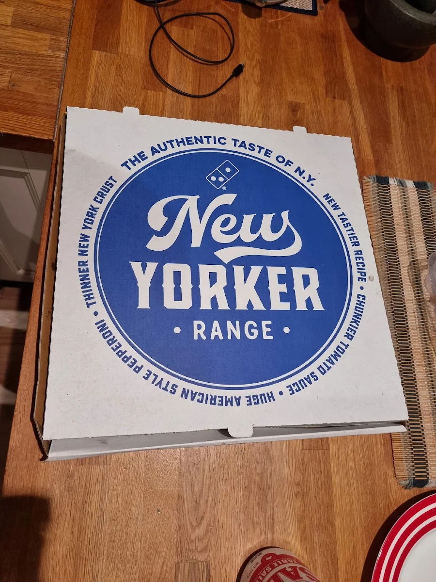 Menu, Domino's Pizza Jimboomba