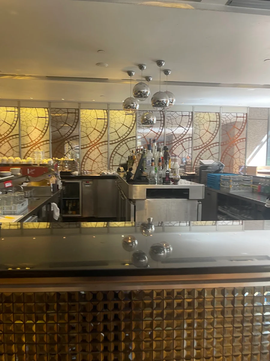 Vibe, The Bar