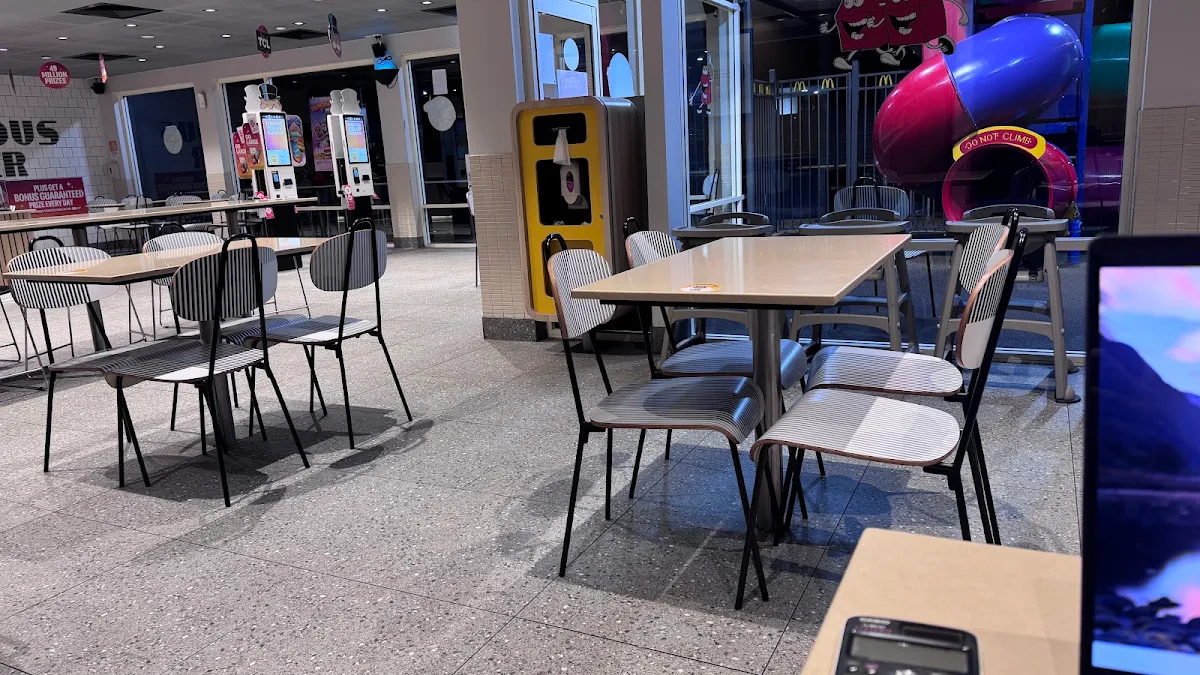 Vibe, McDonald's Cambridge Gardens