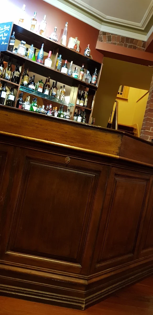 Vibe, The Albion Hotel Kyneton