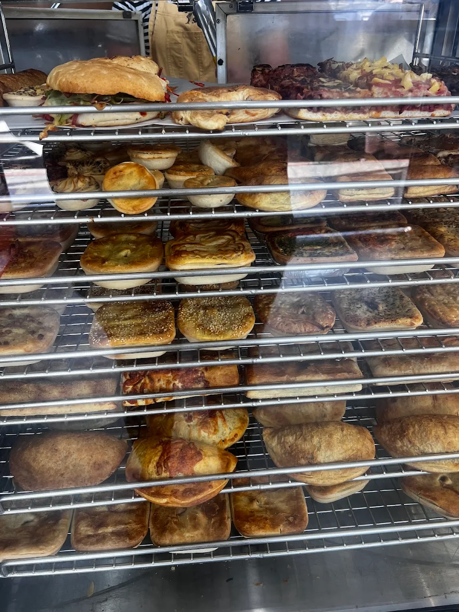 Vibe, Stewart's Bakery