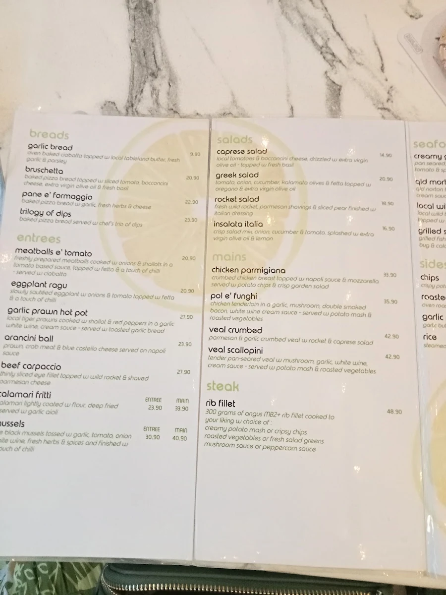 Menu, Lemoncello's Cairns