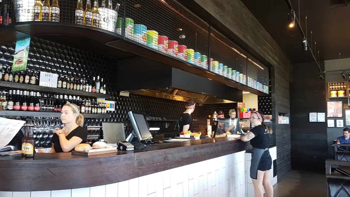 Vibe, Grill'd Burgers - Everton Park