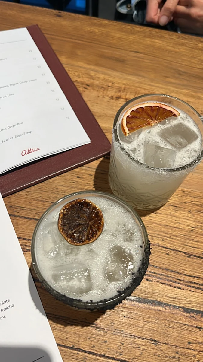 Menu, Attria Wine