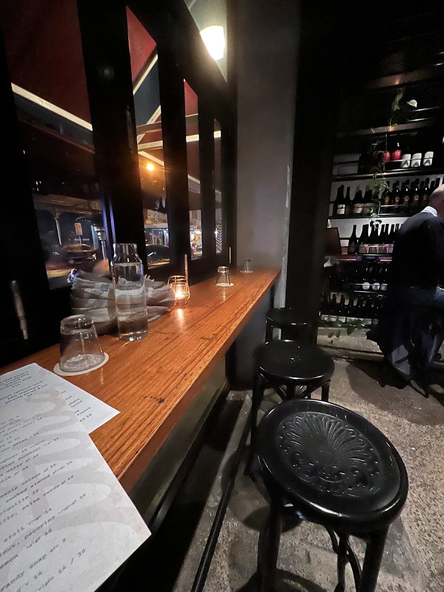 Vibe, Attria Wine