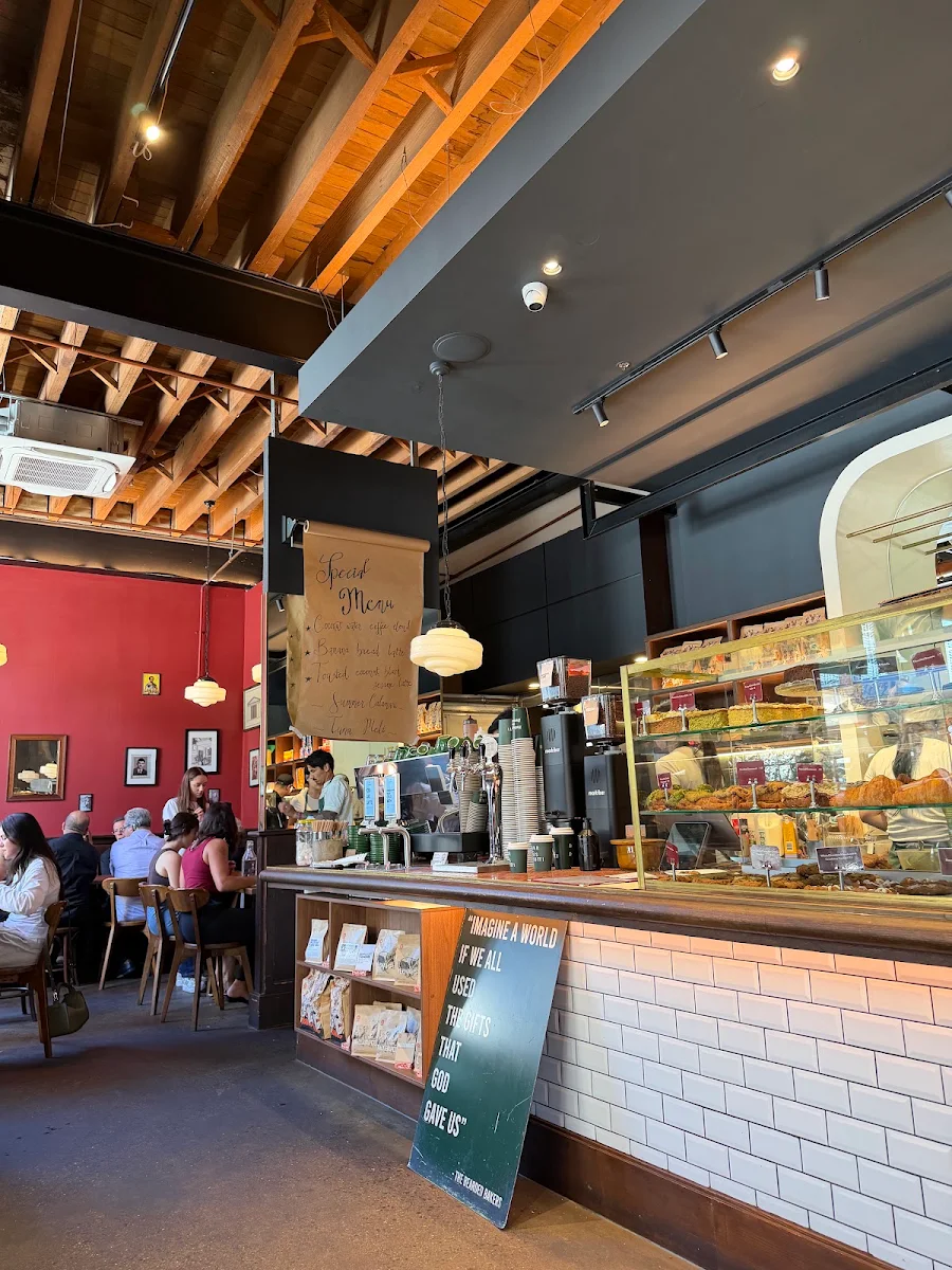 Vibe, Bar Biscotti