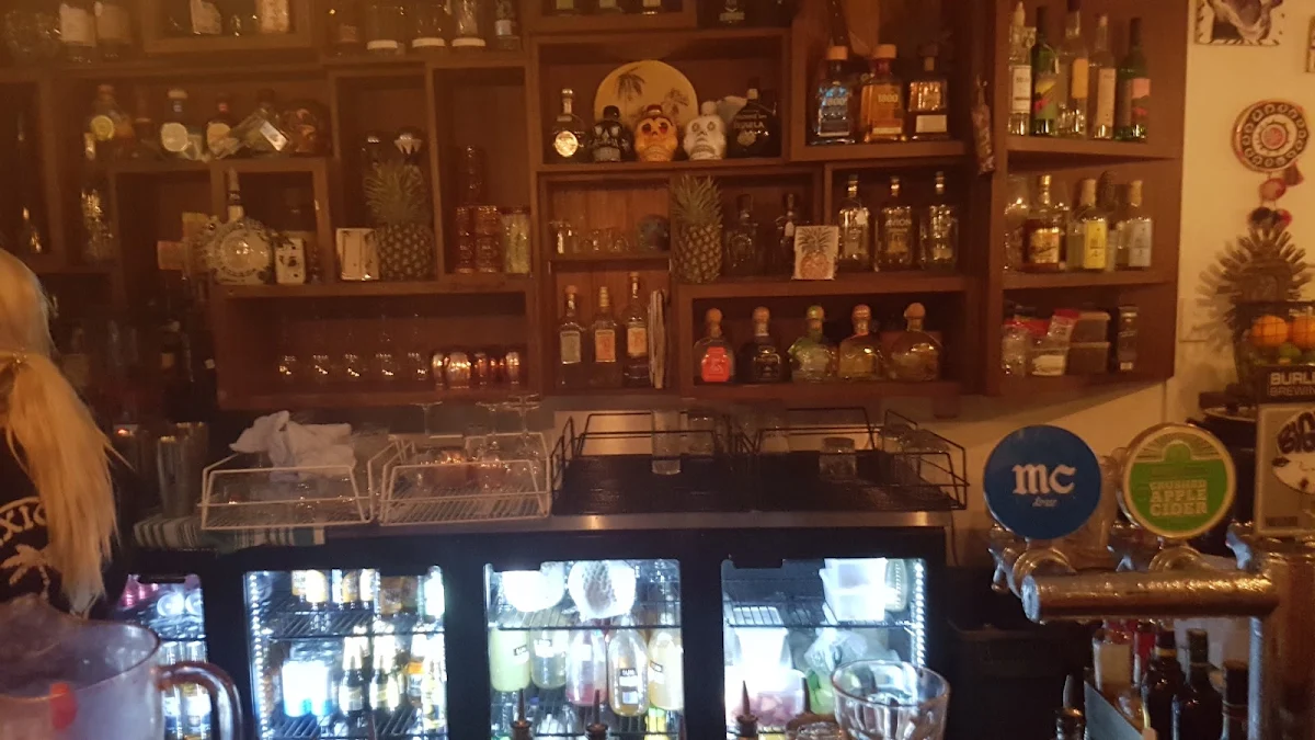 Vibe, MexiCali Bar Y Taqueria - Nobby Beach
