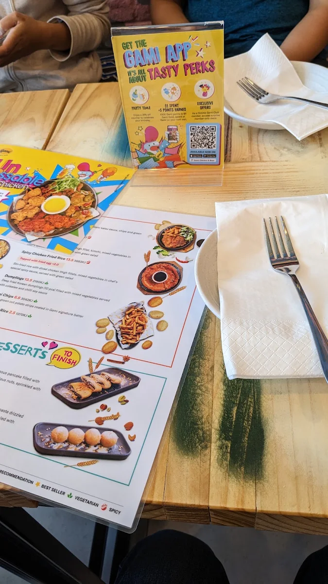 Menu, Seoul Table by Gami