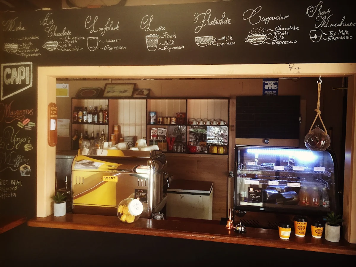 Vibe, Junction Hotel Swifts Creek