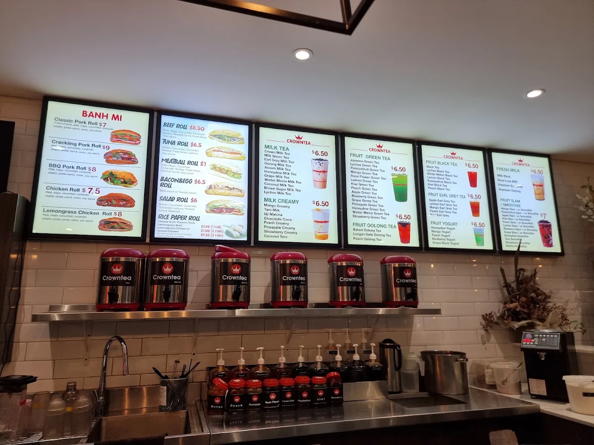 Menu, Crown Tea + Banh Mi
