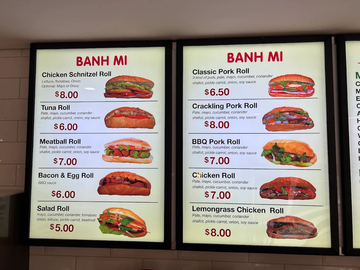 Menu, Crown Tea + Banh Mi