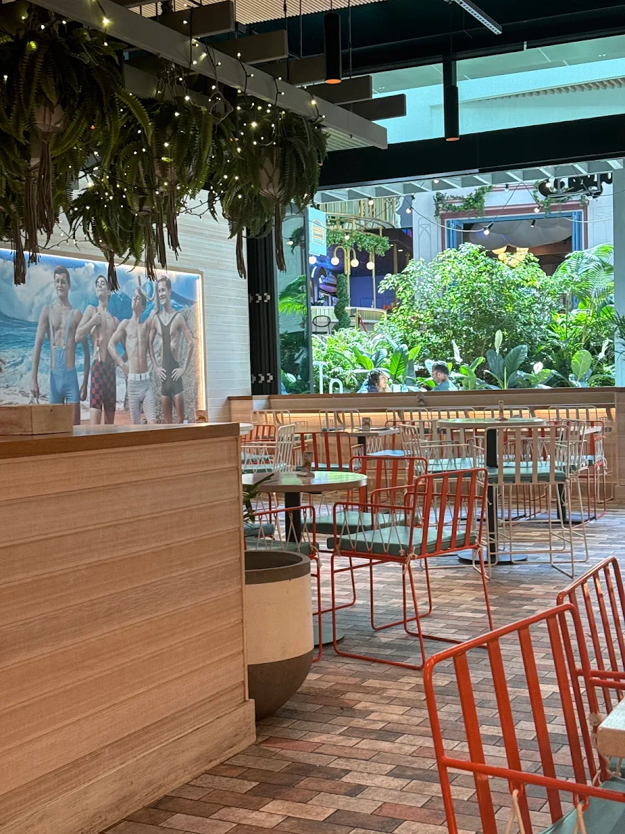 Vibe, Betty's Burgers