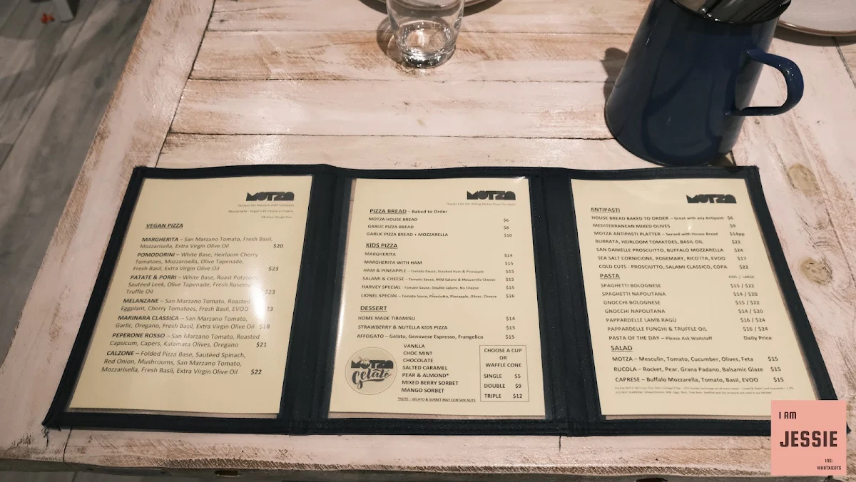 Menu, Motza Pizza