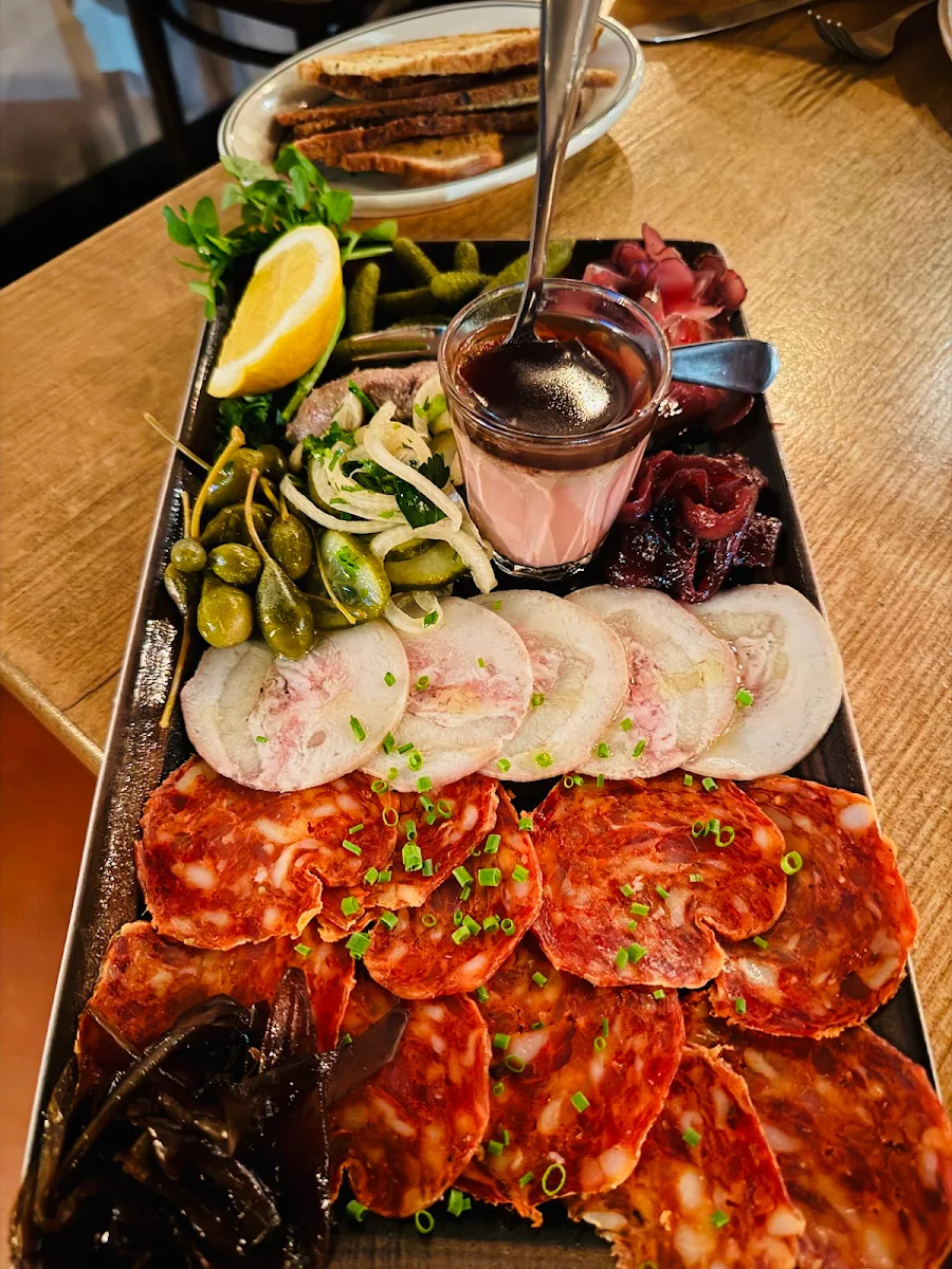Food & drink, Northern Git
