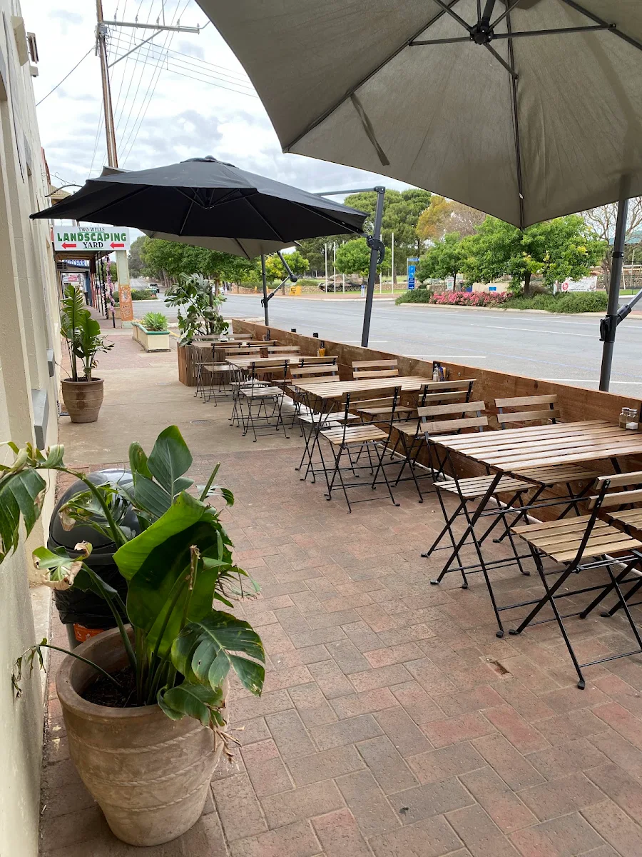 Vibe, Bella Mia Espresso Bar