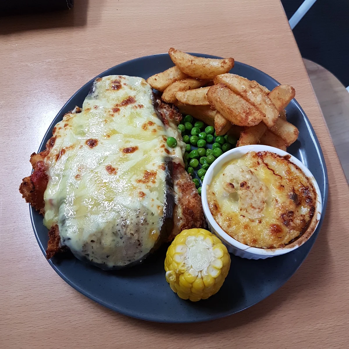 Food & drink, The Batlow Hotel