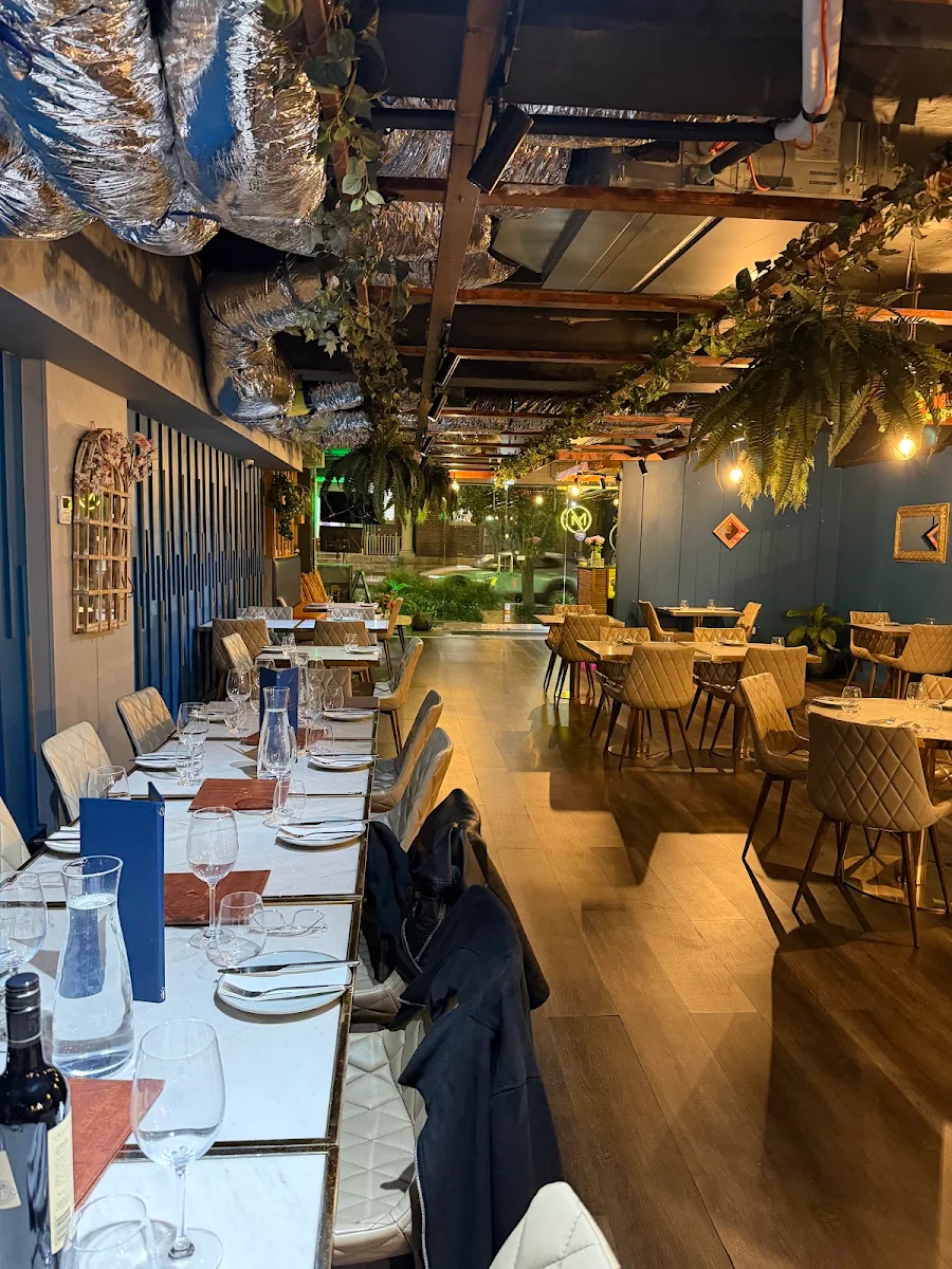 Vibe, Mehmaan Indian Cuisine