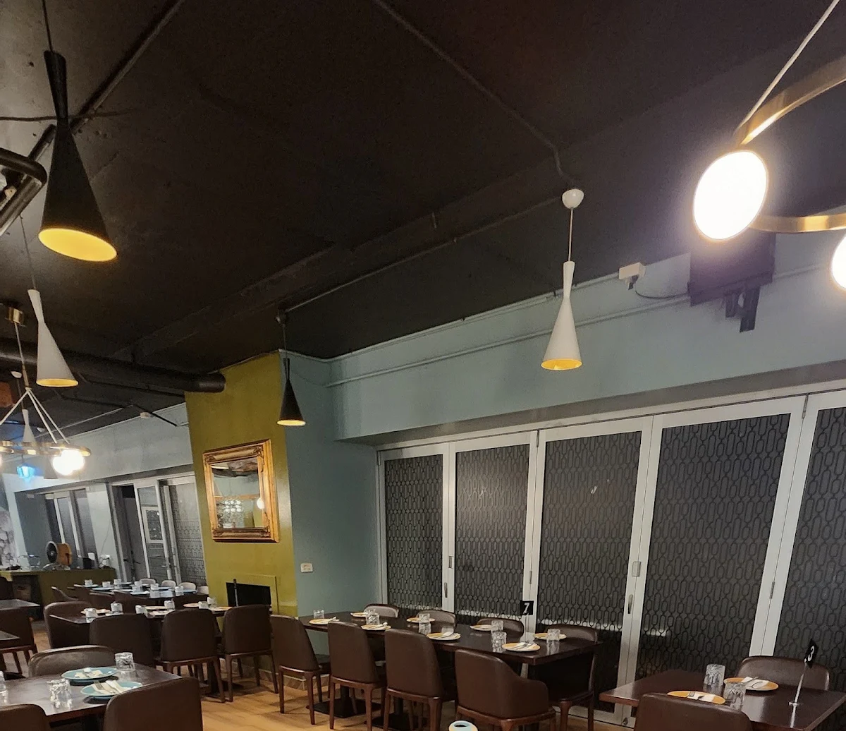 Vibe, Shahi Dining Rouse Hill