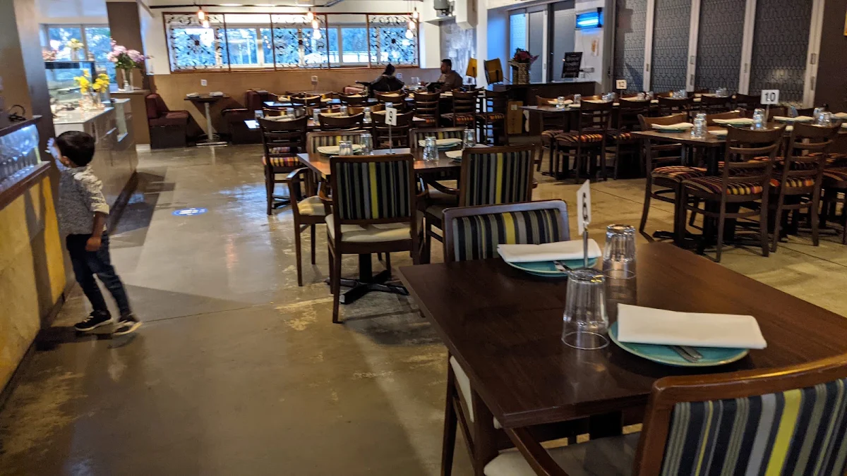 Vibe, Shahi Dining Rouse Hill