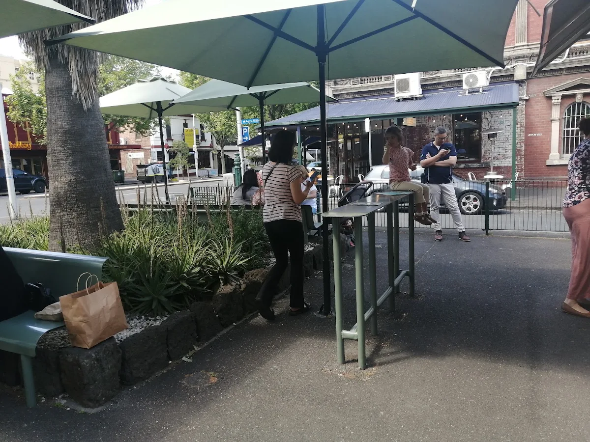 Vibe, Parco Canteen