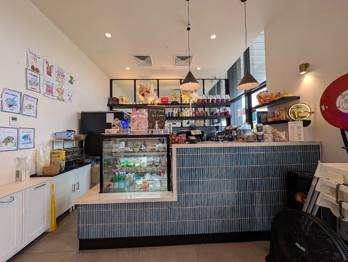 Vibe, My Lotus Cafe