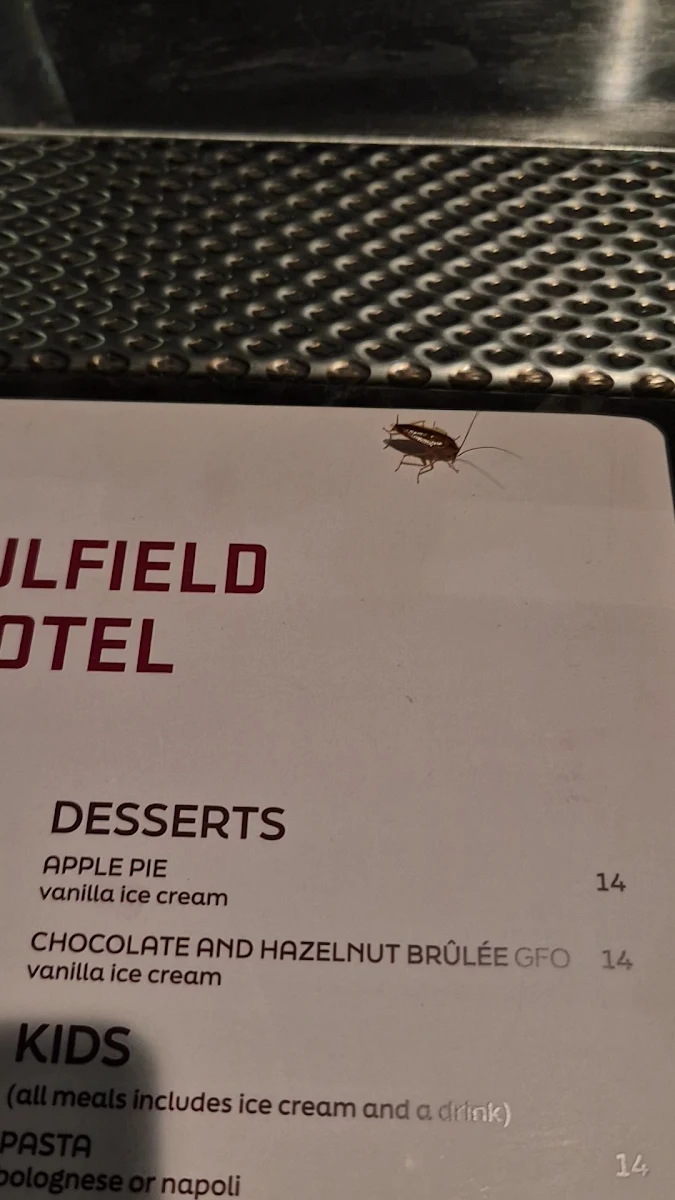 Menu, Caulfield Hotel