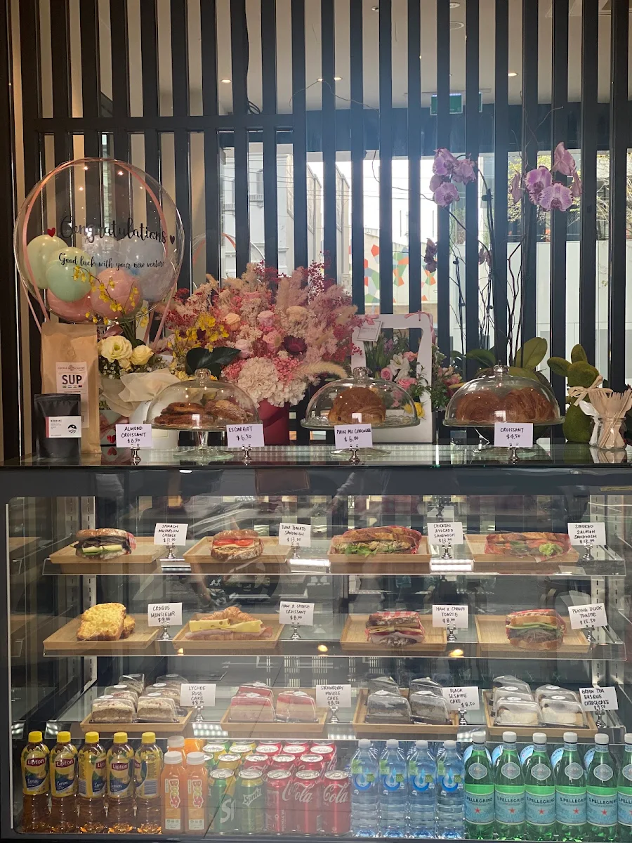 Menu, Her Cafe
