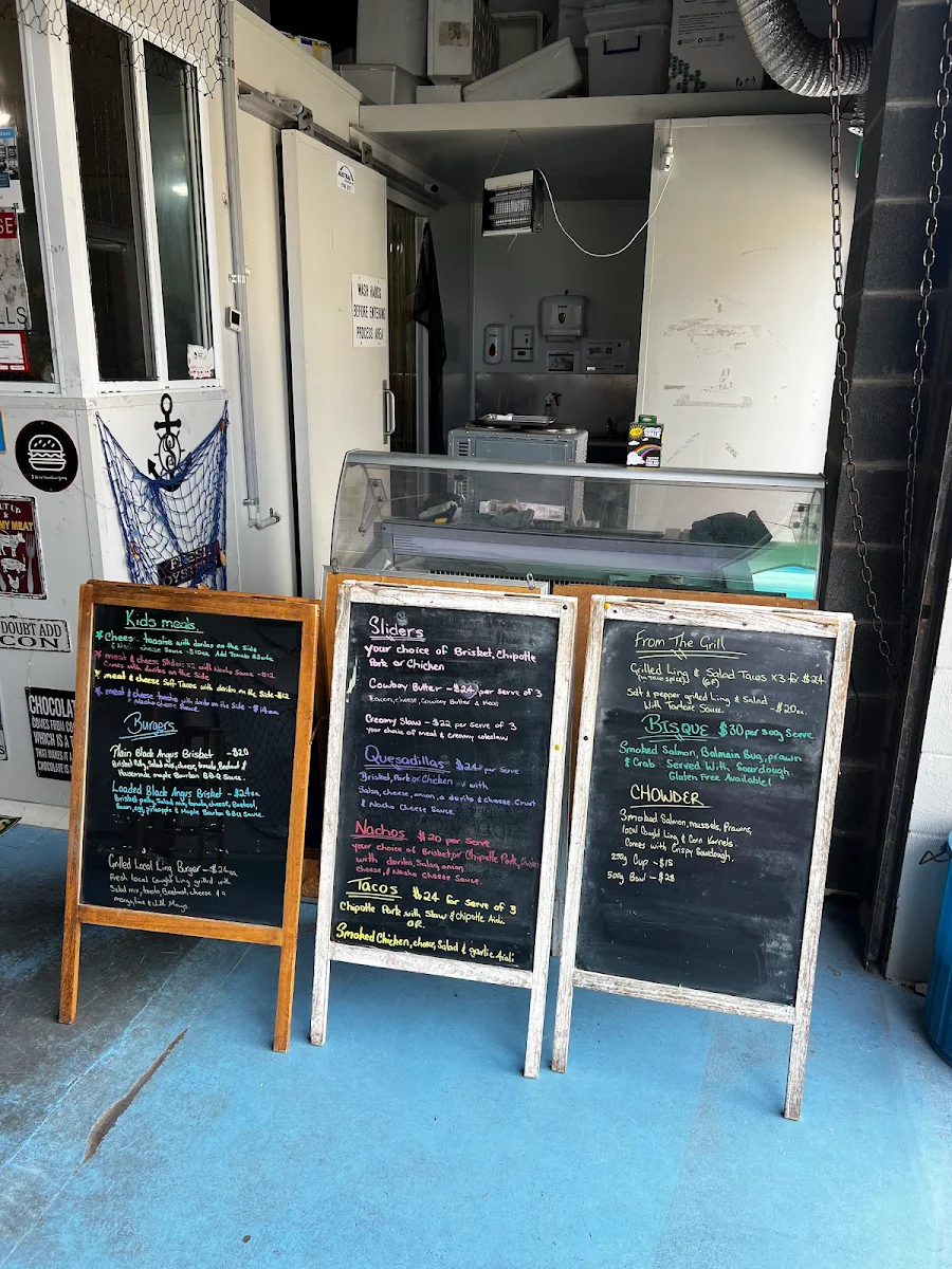 Menu, sapphire smokehouse