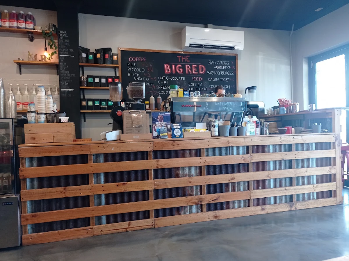 Vibe, Big Red Cafe