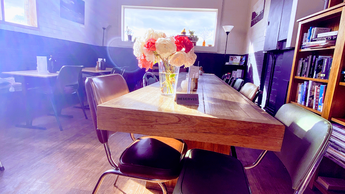 Vibe, The Picnic Basket Café