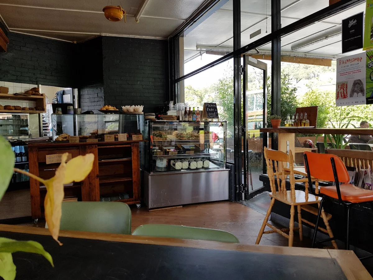 Vibe, The Picnic Basket Café