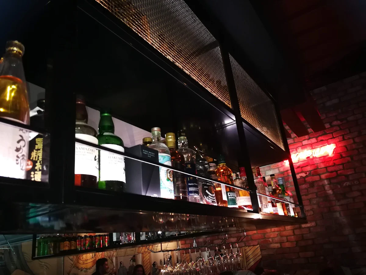 Vibe, Tatsu Ramen Gyoza Bar
