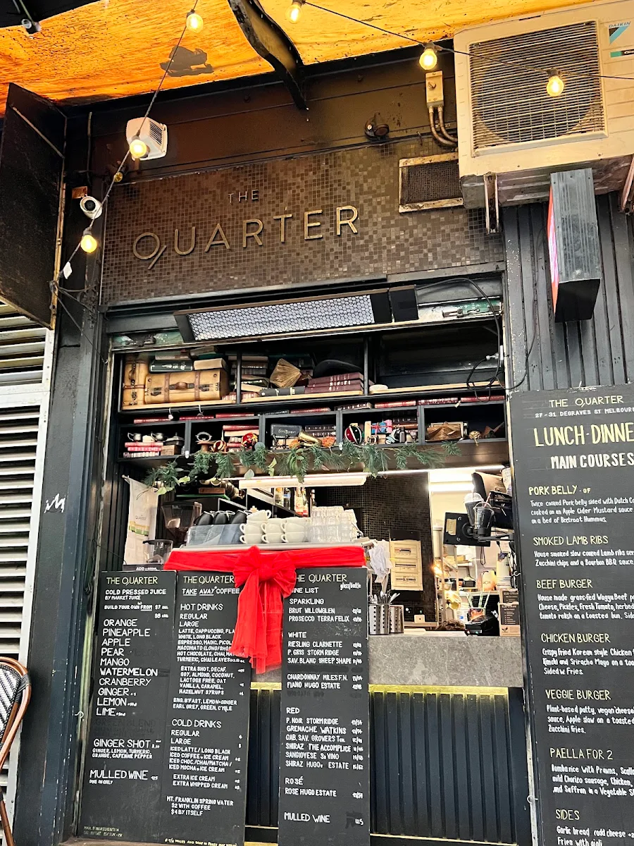Menu, The Quarter