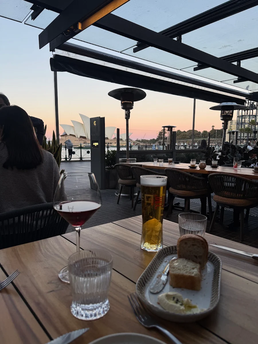Vibe, 6HEAD Sydney
