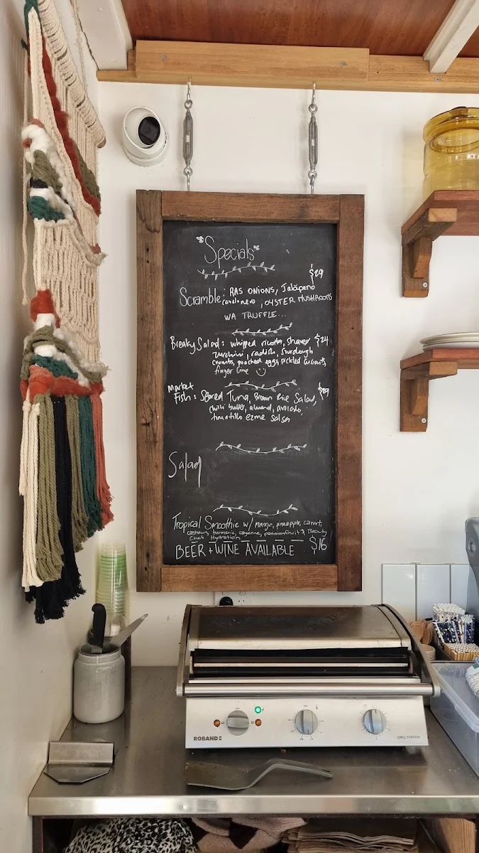 Menu, WOODS Bangalow