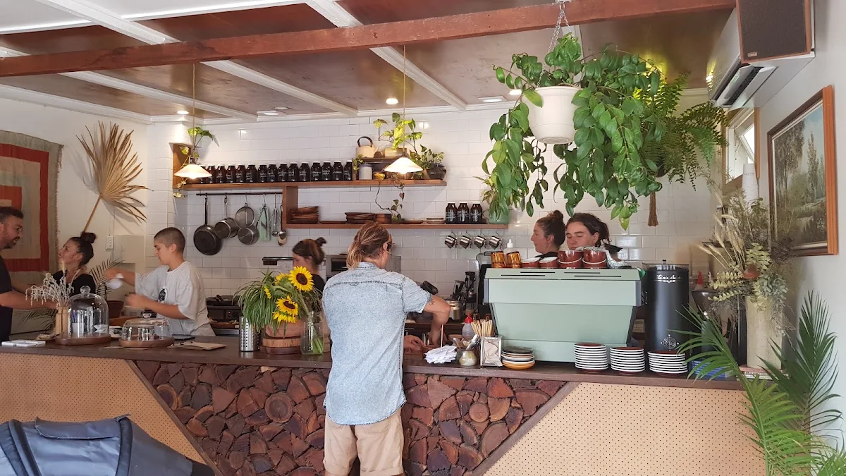 Vibe, WOODS Bangalow