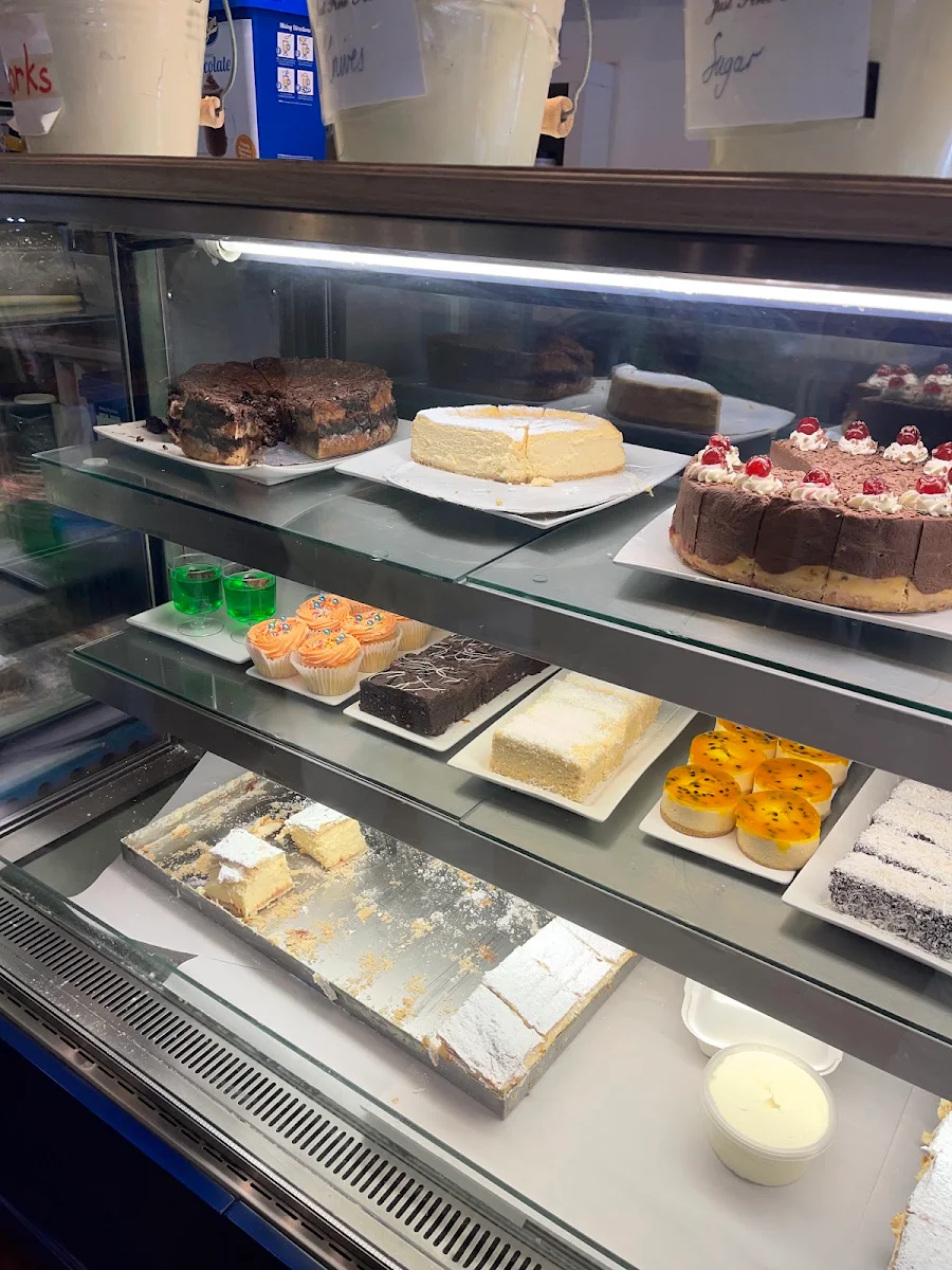 Vibe, The Vanilla Slice Cafe