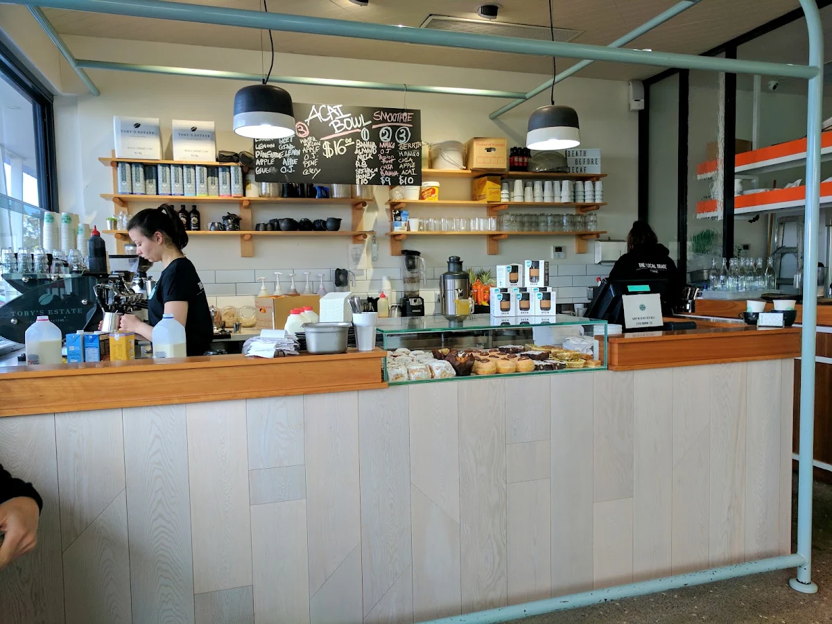 Vibe, Local Hive Cafe