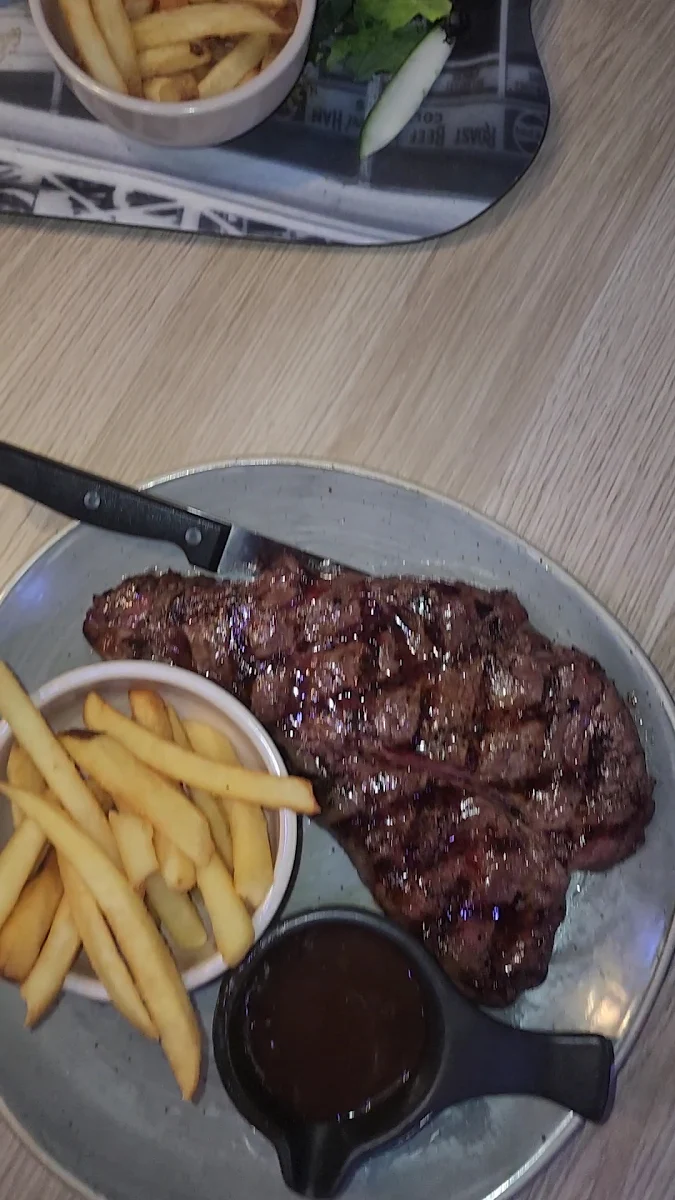 Food & drink, Drunken Monkey Cafe Bar & Restaurant Broadbeach