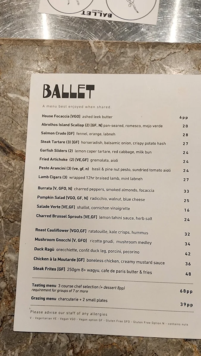 Menu photo 1
