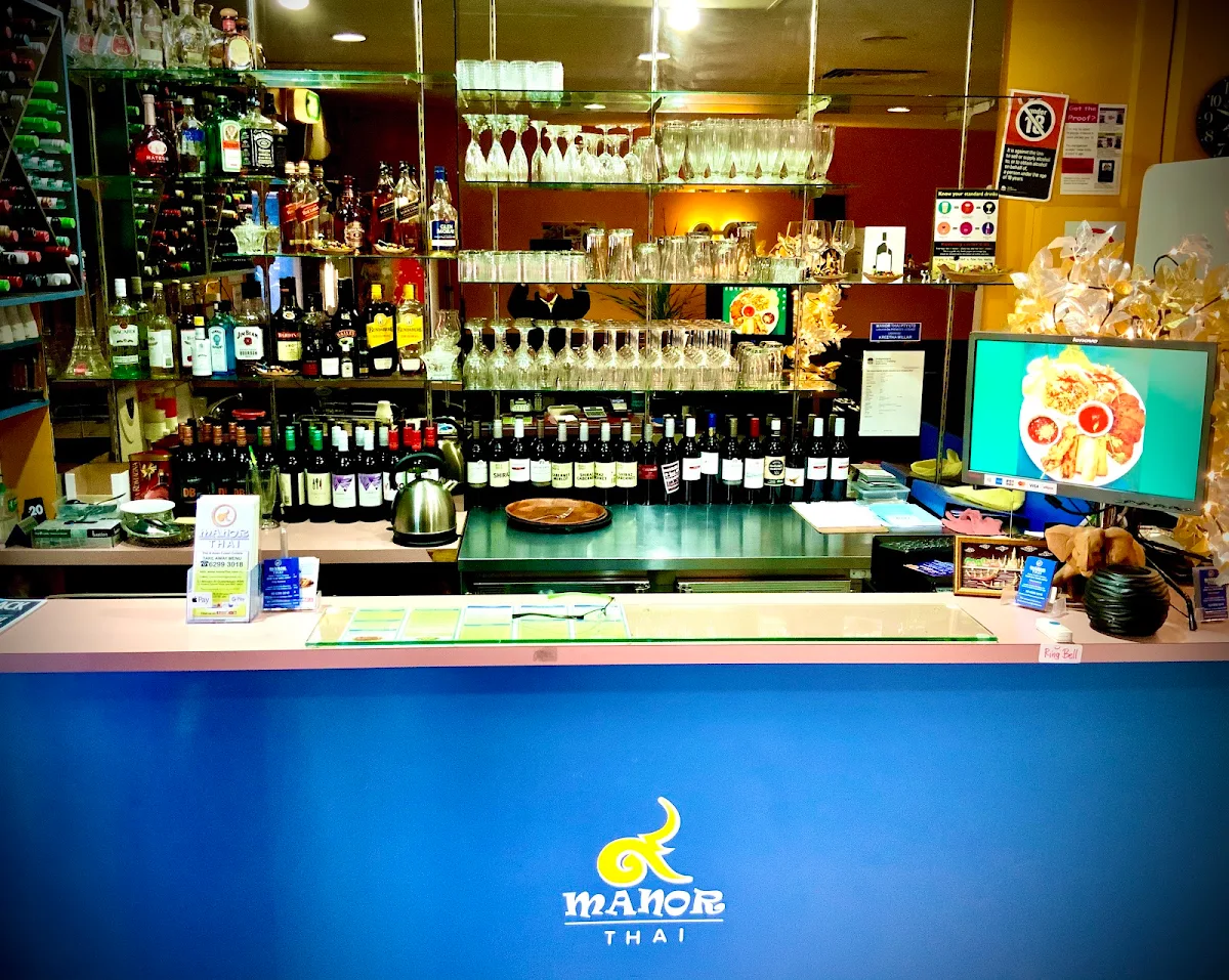 Vibe, Manor Thai Restaurant