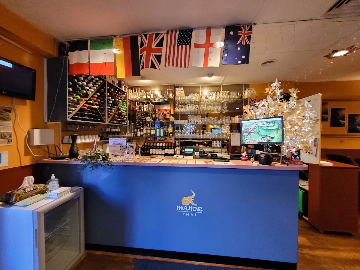 Vibe, Manor Thai Restaurant