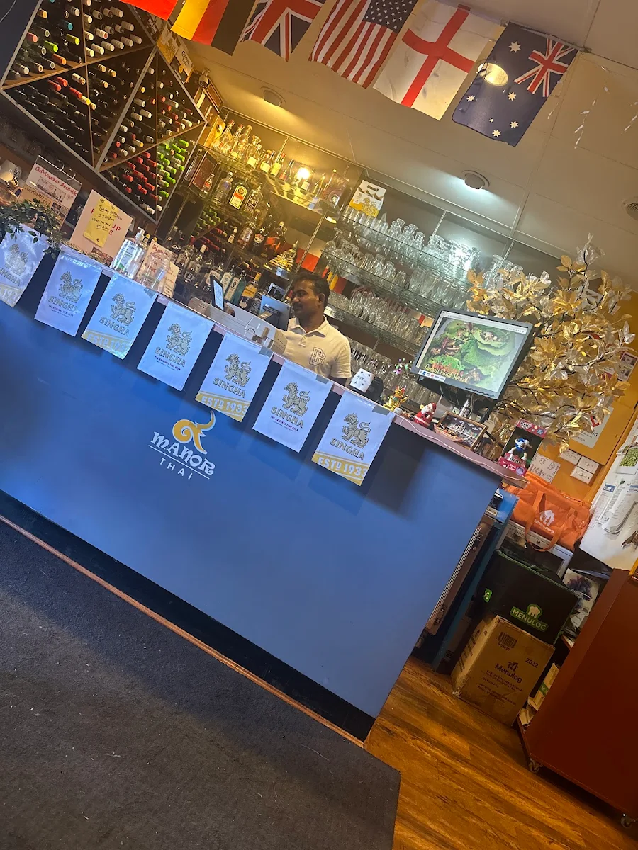 Vibe, Manor Thai Restaurant
