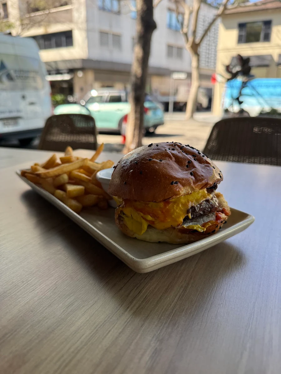 Food & drink, Royal Oak Hotel