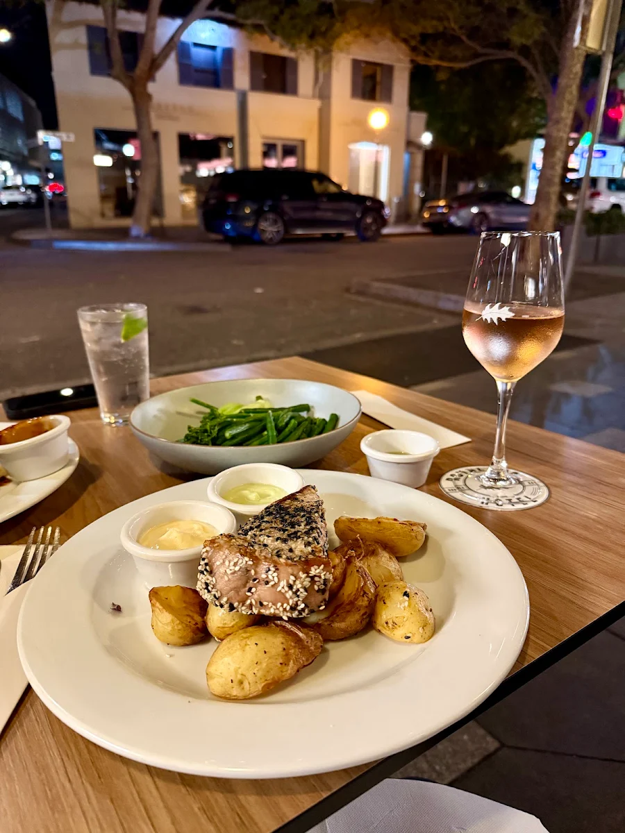 Food & drink, Royal Oak Hotel