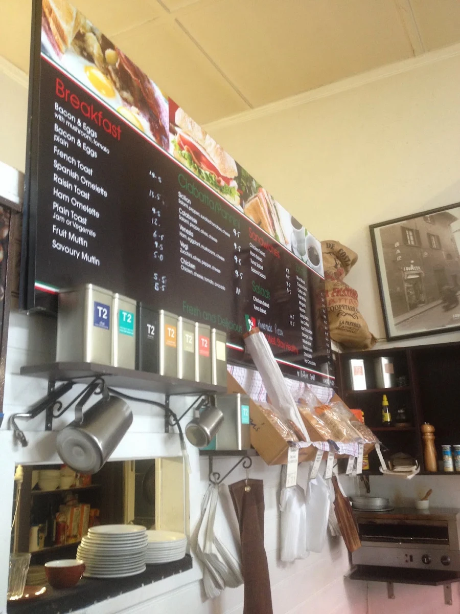 Menu, Cafe Tre Fontane