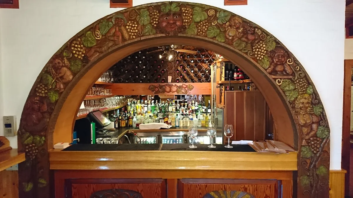 Vibe, Kaptans Restaurant