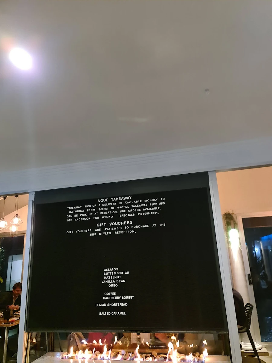Menu, S-Que Restaurant & Takeaway